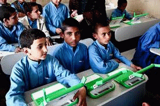 ordinateur_padagogie_computer_informatique_enseignement_school_schule